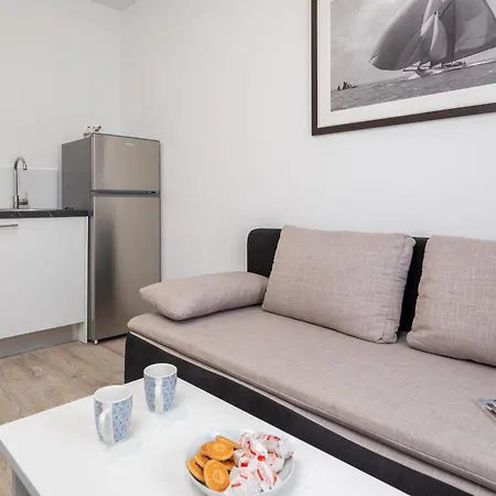 Beachfront Boutique With Free Parking * Makarska