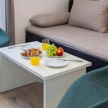Beachfront Boutique With Free Parking * Makarska