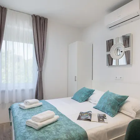 Apartment Beachfront Boutique With Free Parking
