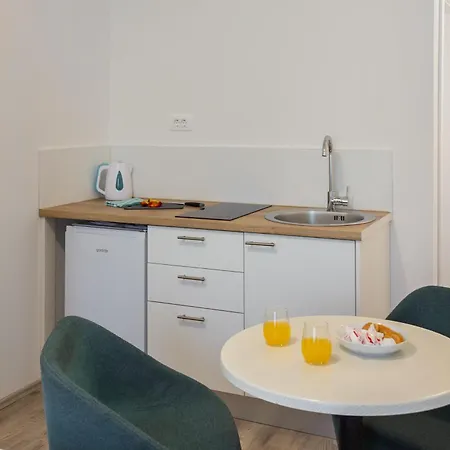 Apartment Beachfront Boutique With Free Parking